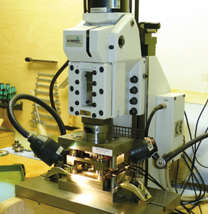 Einlegestanze Maschinenpark Karl-Naumann GmbH