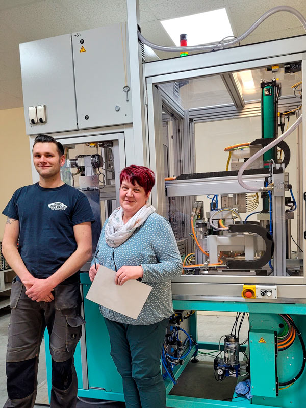 Inbetriebnahme des neuen Schabeautomaten Karl Naumann GmbH